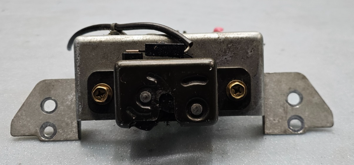 🔥04-12 NISSAN ARMADA PATHFINDER REAR LIFTGATE HATCH GLASS LATCH LOCK ACTUATOR