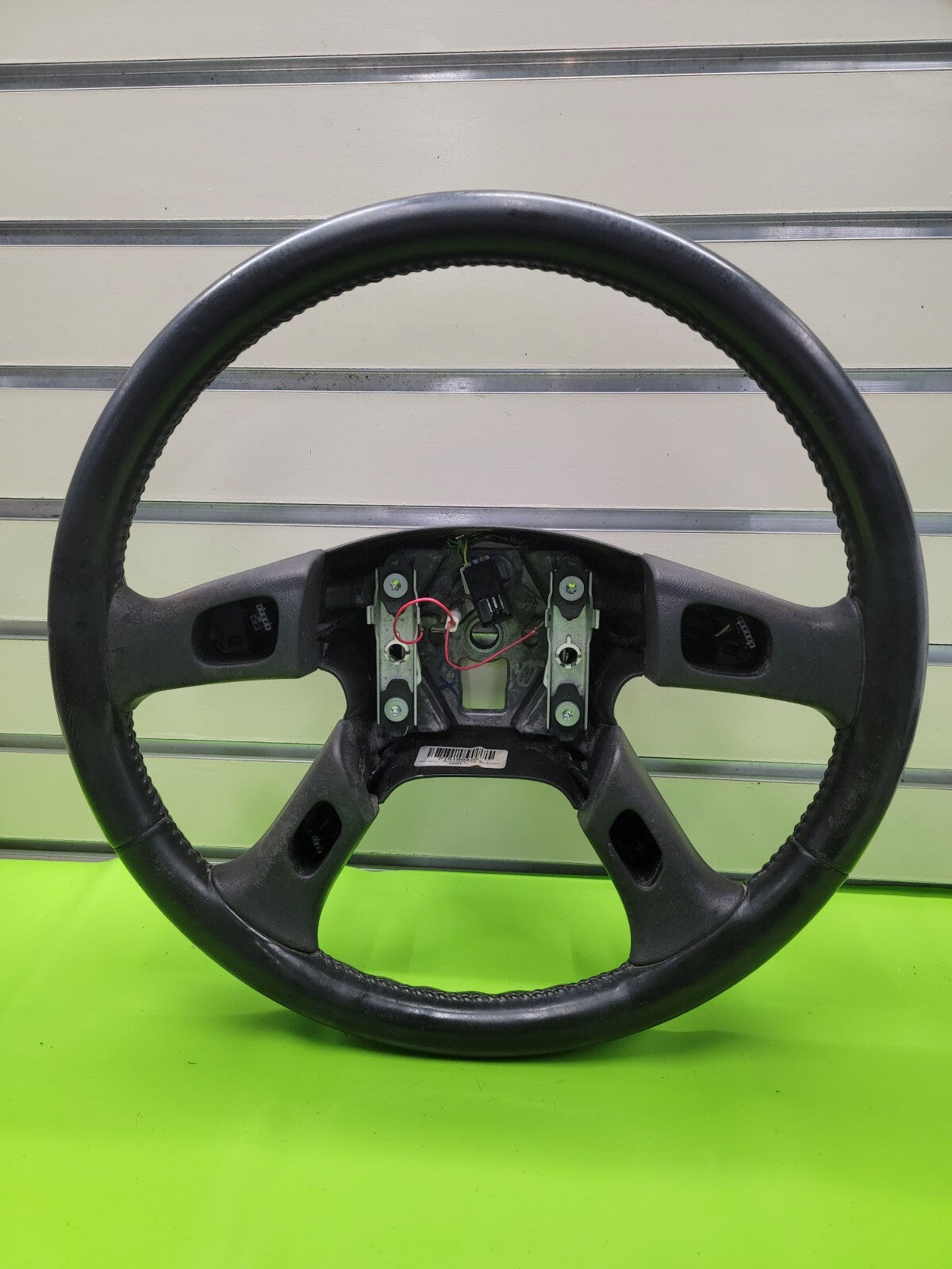 🔥03-06 SILVERADO SIERRA YUKON TAHOE SUBURBAN STEERING WHEEL LEATHER BLACK