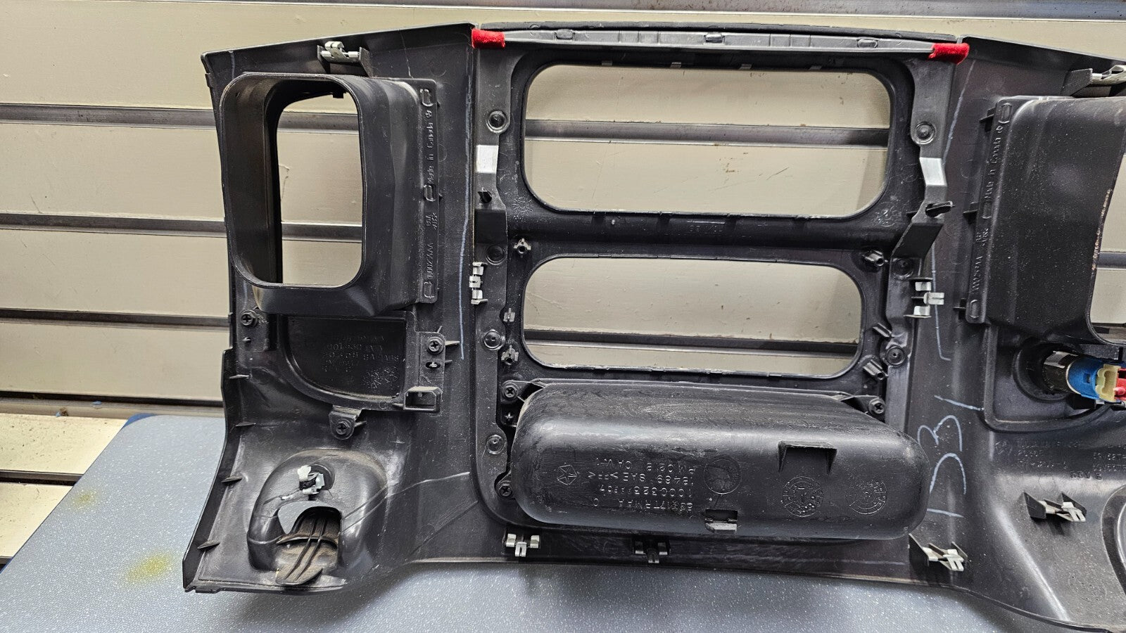🔥02-05 Dodge RAM Dash RADIO Audio Stereo Bezel Climate Trim Panel Black B10