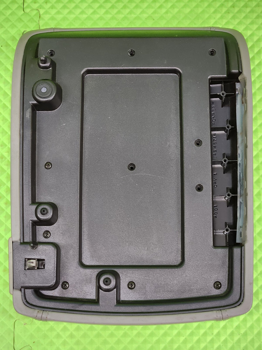 🔥02-06 Cadillac ESCALADE YUKON Center Console Armrest Storage LEATHER GRAY