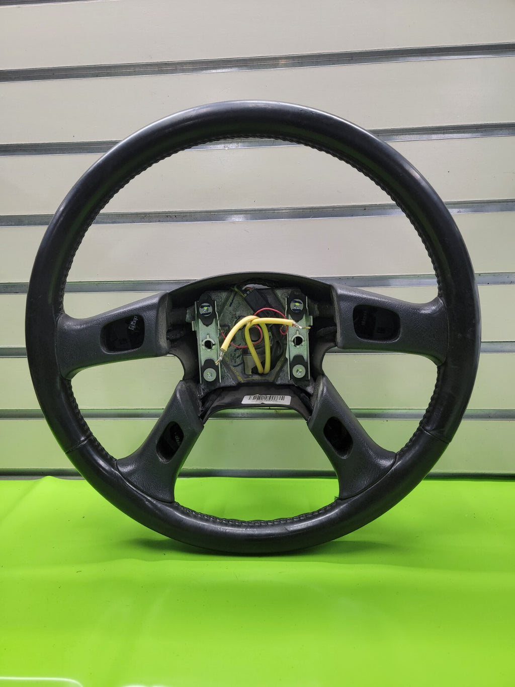 🔥03-06 SILVERADO SIERRA YUKON TAHOE SUBURBAN STEERING WHEEL LEATHER BLACK
