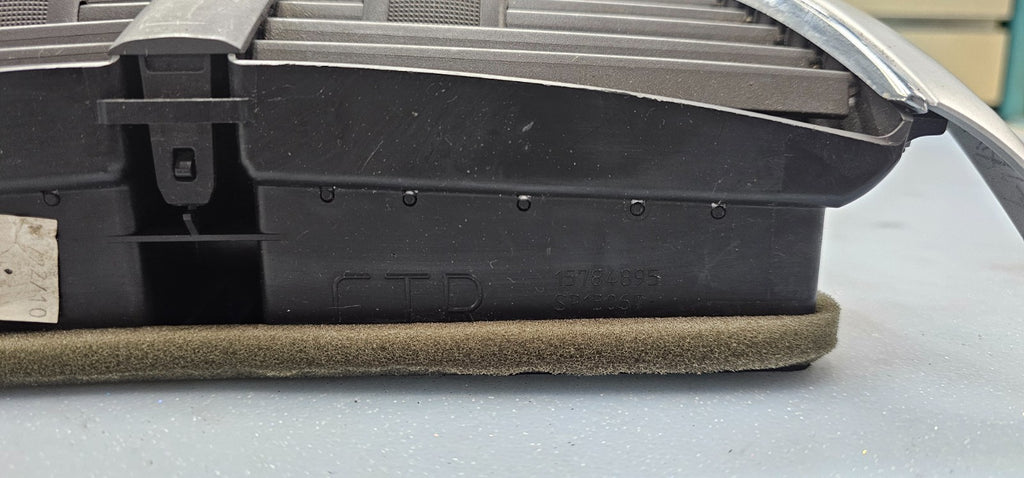 08-12 MALIBU Dash A/CHVAC  Heater AIR VENT Front Center Bezel Trim Silver VT46