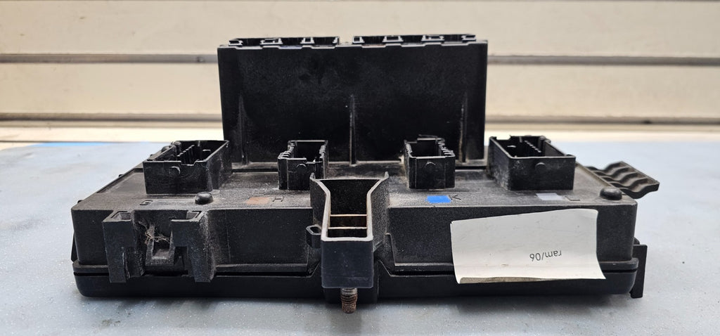 🔥2006 DODGE RAM FUSE BOX RELAY TIPM TOTALLY INTEGRATED POWER MODULE ASSEMBLY