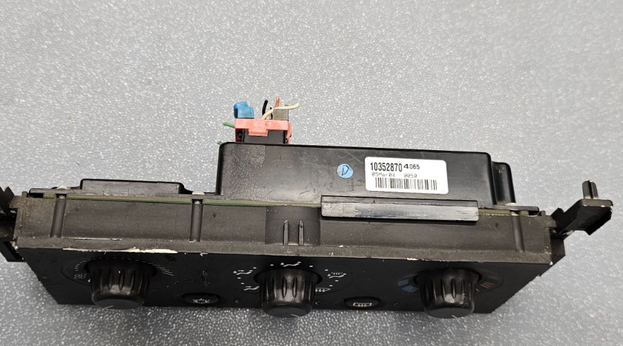 🔥04-08 Grand Prix Dash AC Heater Climate Control Module Panel Temperature
