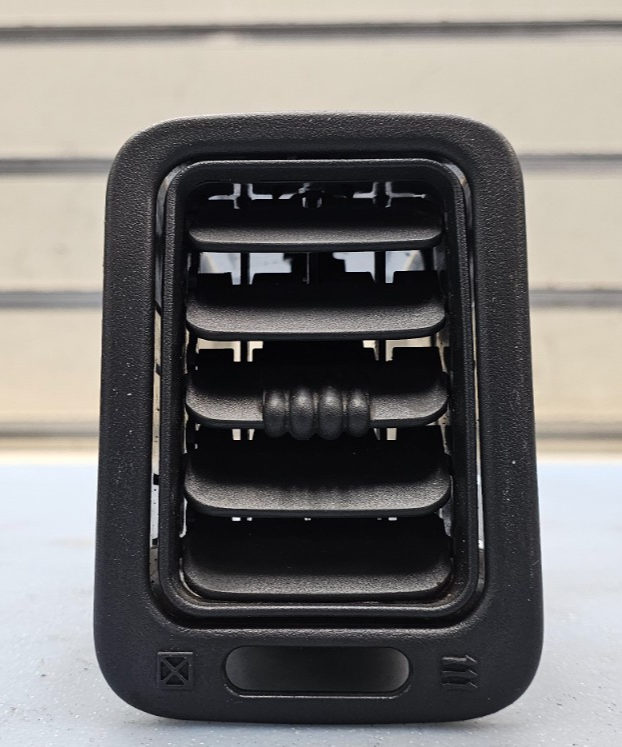 🔥99-06 Silverado Tahoe Dash Right Passenger Air Vent A/C AC HVAC Heater Black