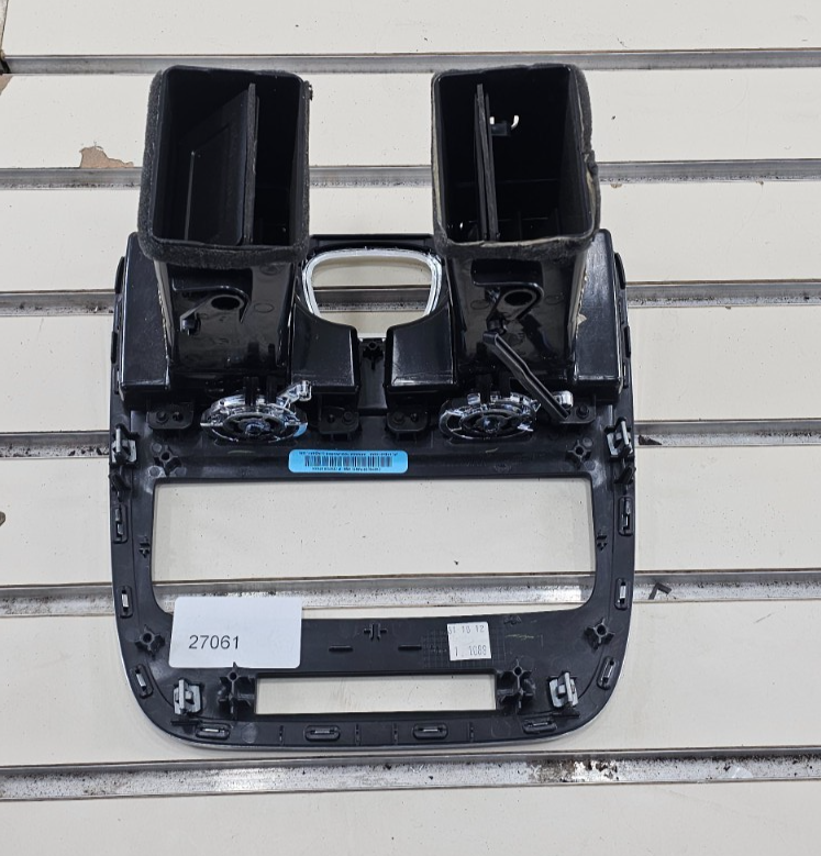 🔥11-16 TOWN COUNTRY GRAND CARAVAN DASH RADIO BEZEL TRIM INSTRUMENT PANEL BLACK