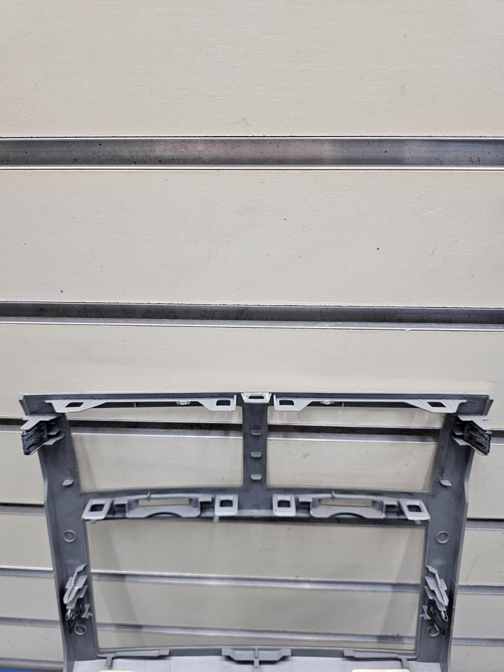 🔥2007-2012 Dodge Nitro Dash Radio Trim Bezel Silver W/ CLIMATE CONTROL SILVER