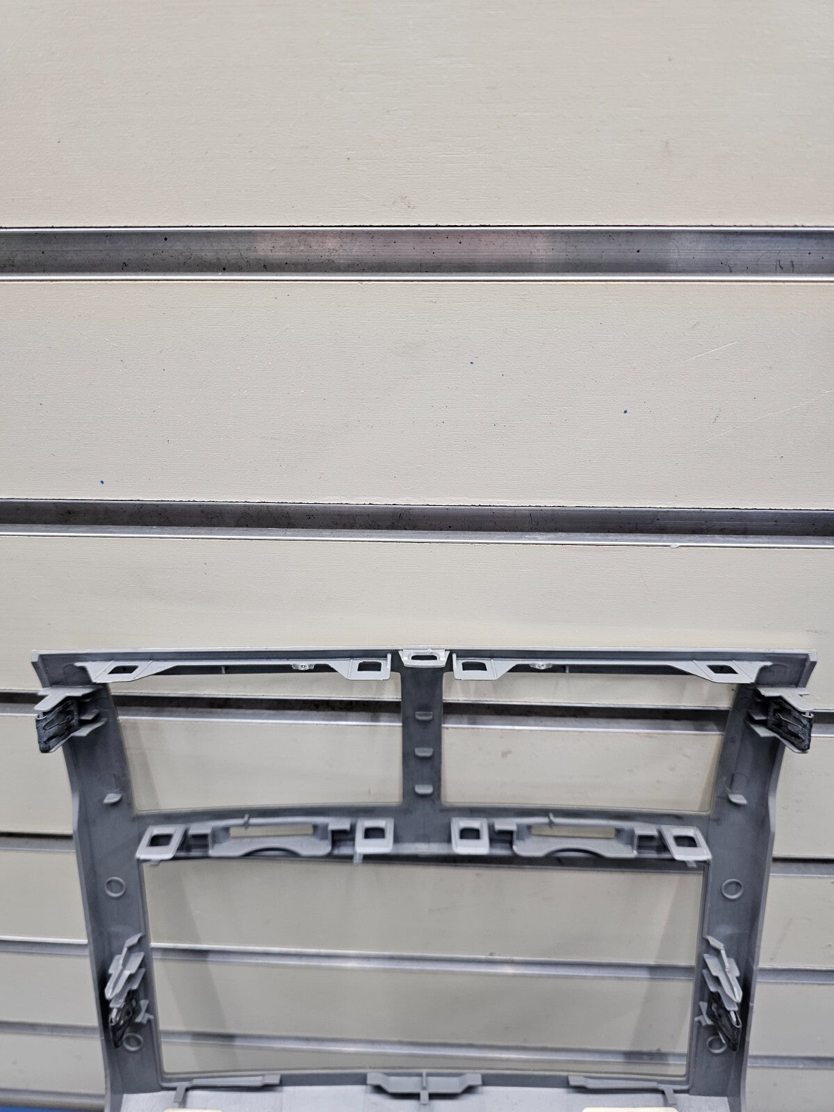 🔥2007-2012 Dodge Nitro Dash Radio Trim Bezel Silver W/ CLIMATE CONTROL SILVER