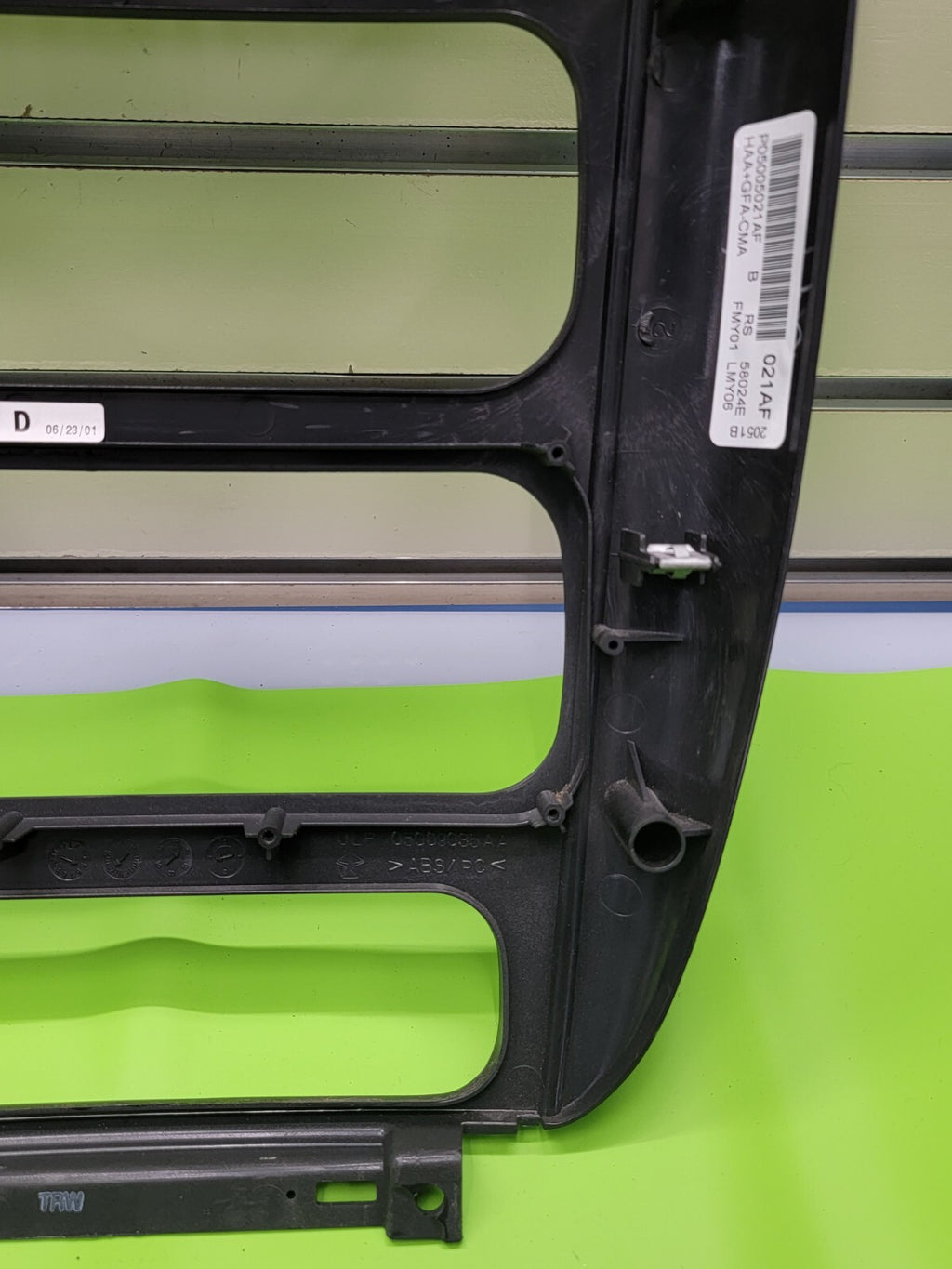 🔥01-07 Dodge Caravan Town & Country dash radio climate TRIM bezel BLACK