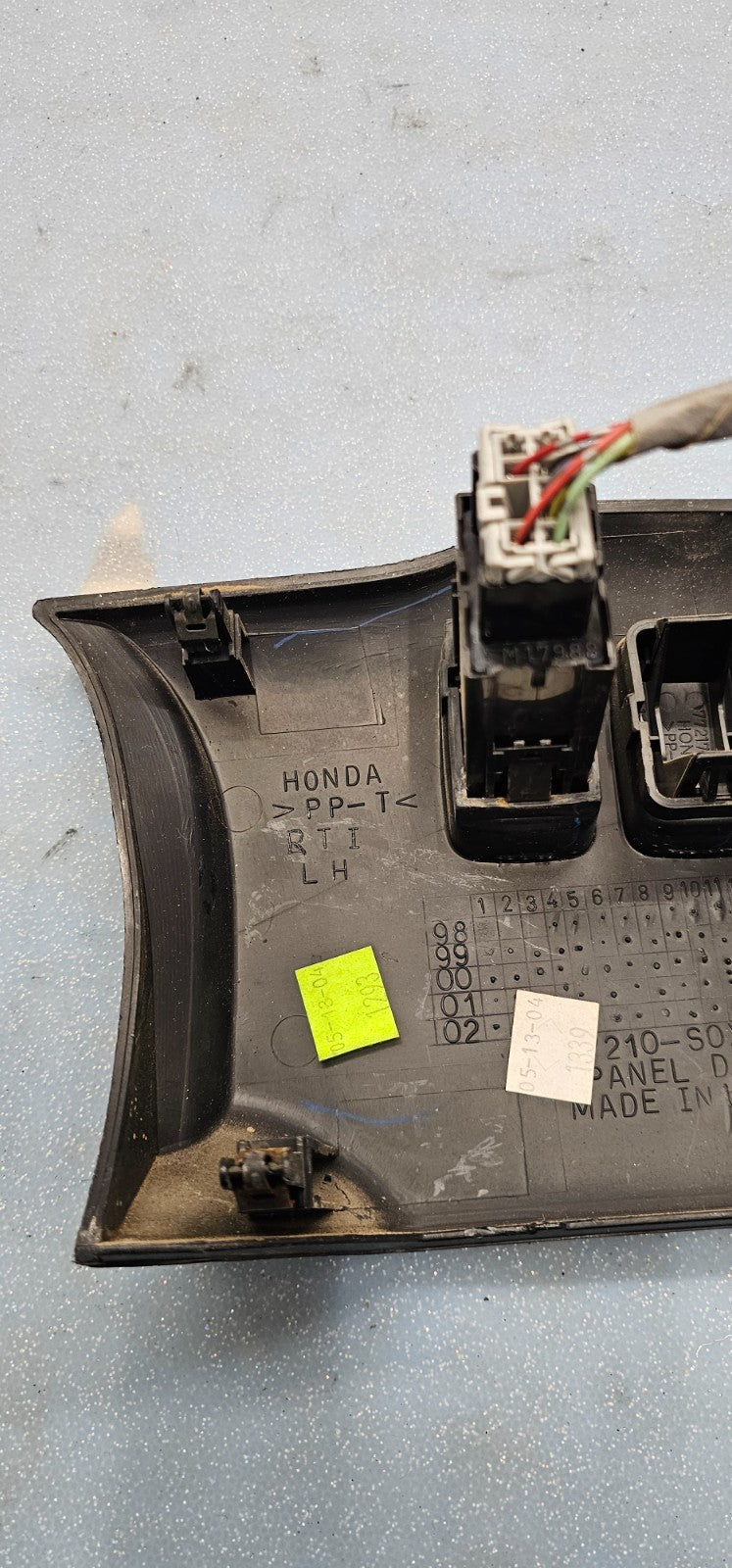🔥99-04 HONDA ODYSSEY POWER MIRROR SLIDING DOOR SWITCH DASH PANEL BEZEL BLACK