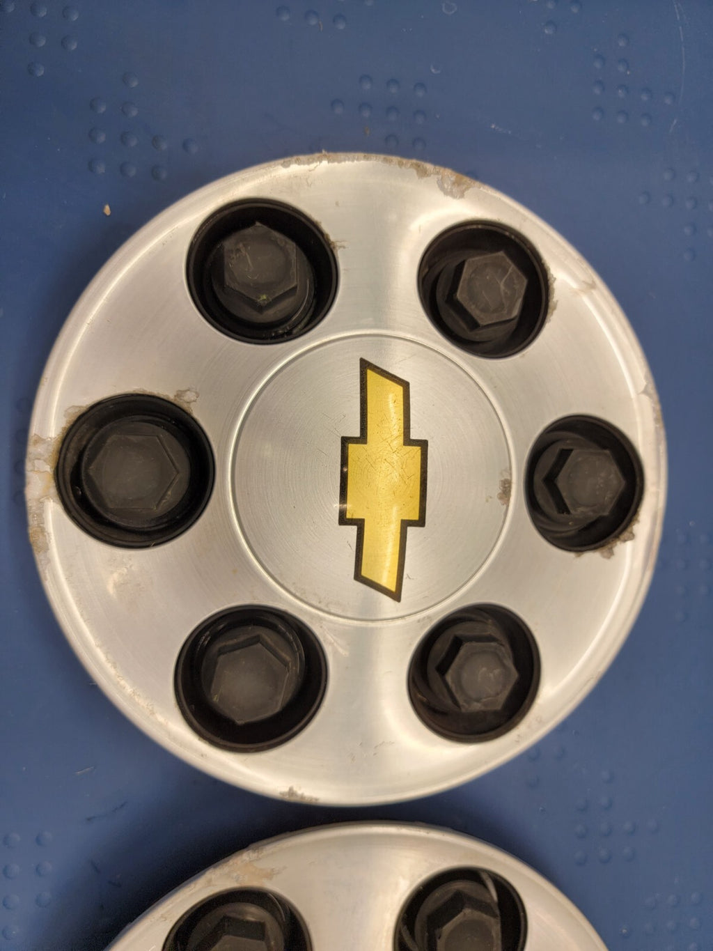 2007-2014 Chevy Van Tahoe Avalanche Silverado Suburban Wheel Center Caps