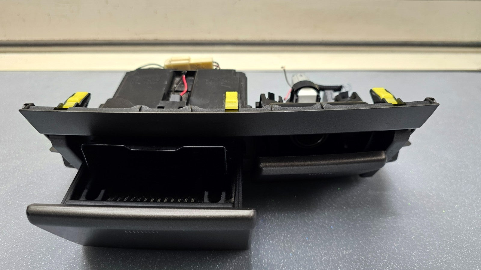 🔥03-09 Lexus GX470 Dash center ashtray storage compartment OEM Gray