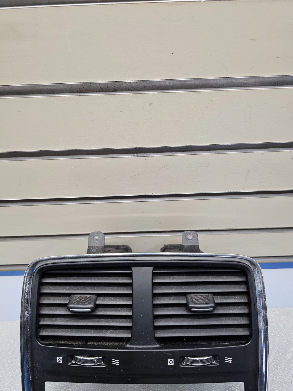 🔥12-20 DODGE CARAVAN RADIO BEZEL CLIMATE CONTROL HVAC DASH TRIM AIR VENT OEM