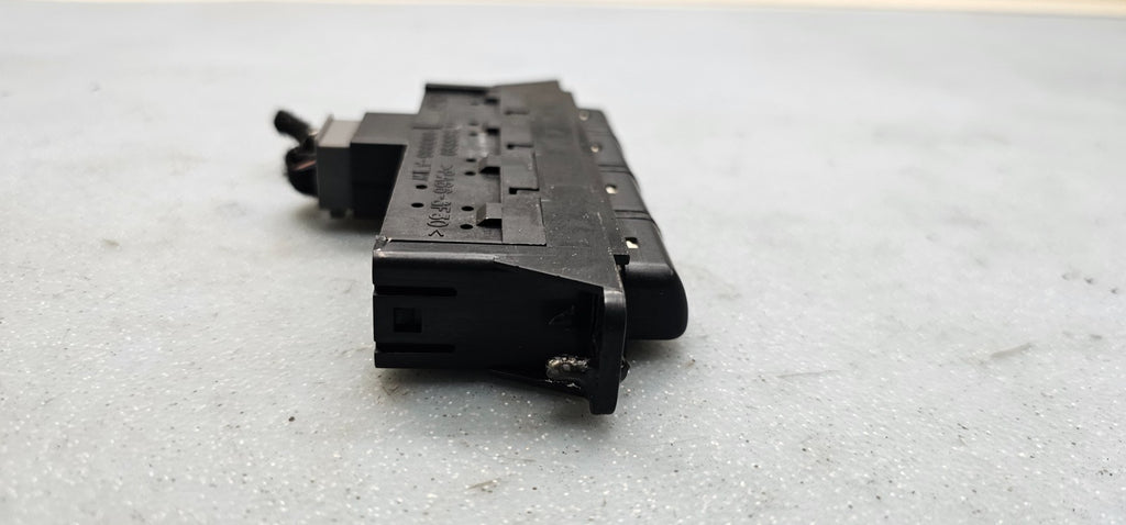 🔥2000-2002 Lincoln LS Switch Module Instrument Cluster BLACK
