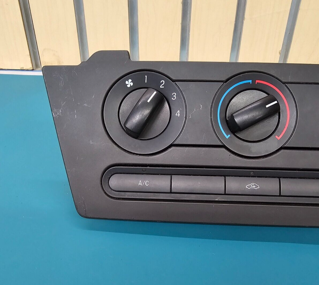06-09 Ford Fusion Dash AC Heater Temperature Climate Control Air Conditioner OEM