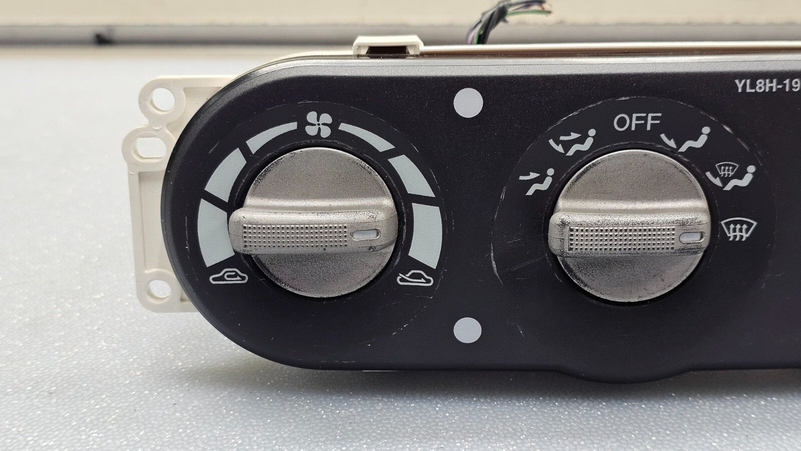 🔥05-06 Tribute Dash AC HVAC A/C Heater Climate Control Panel Temperature Black