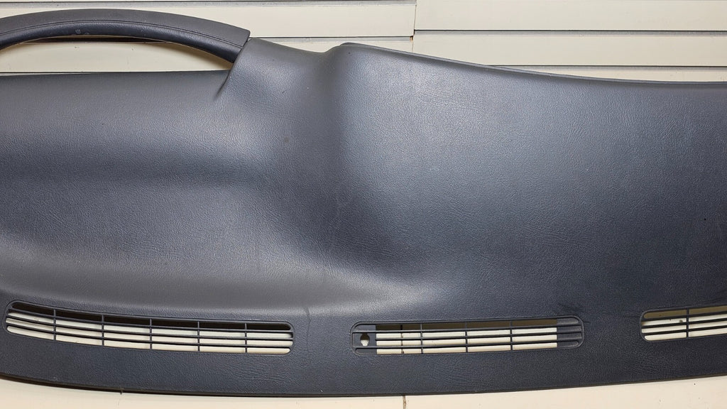🔥99-06 SILVERADO SIERRA TAHOE Upper Cap Cover Top Dashboard Pad GRAPHITE DP1