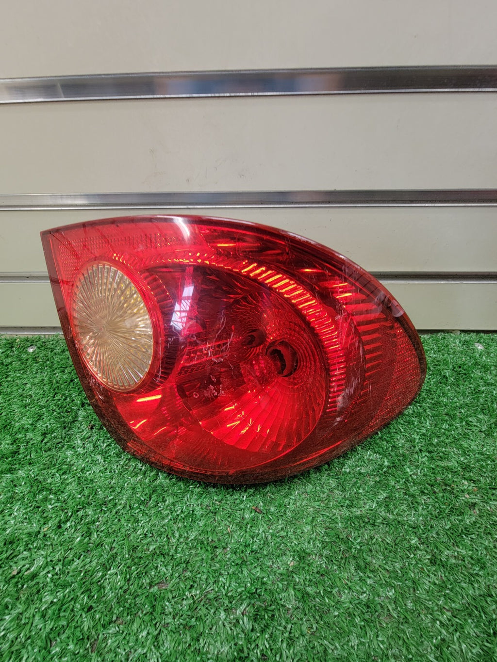 🔥03-08 Toyota Corolla Tail Light Lamp Assembly Rear Right Passenger Chrome