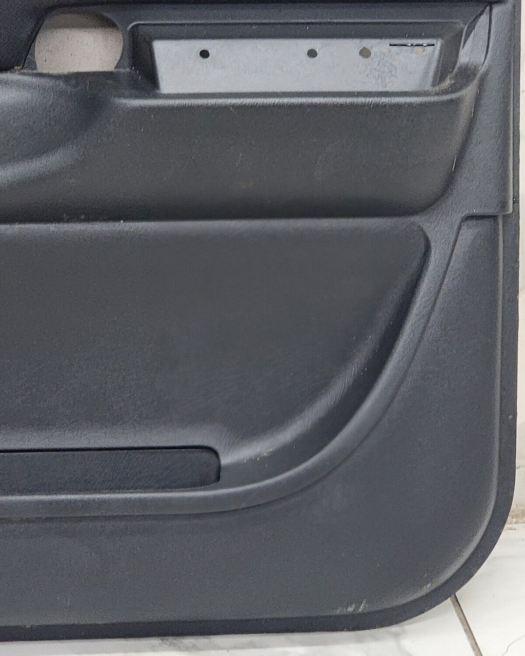 98-04 Chevy Blazer Jimmy S-10 GMC Sonoma Front Door Panels AUTO OEM RIGHT GRAY