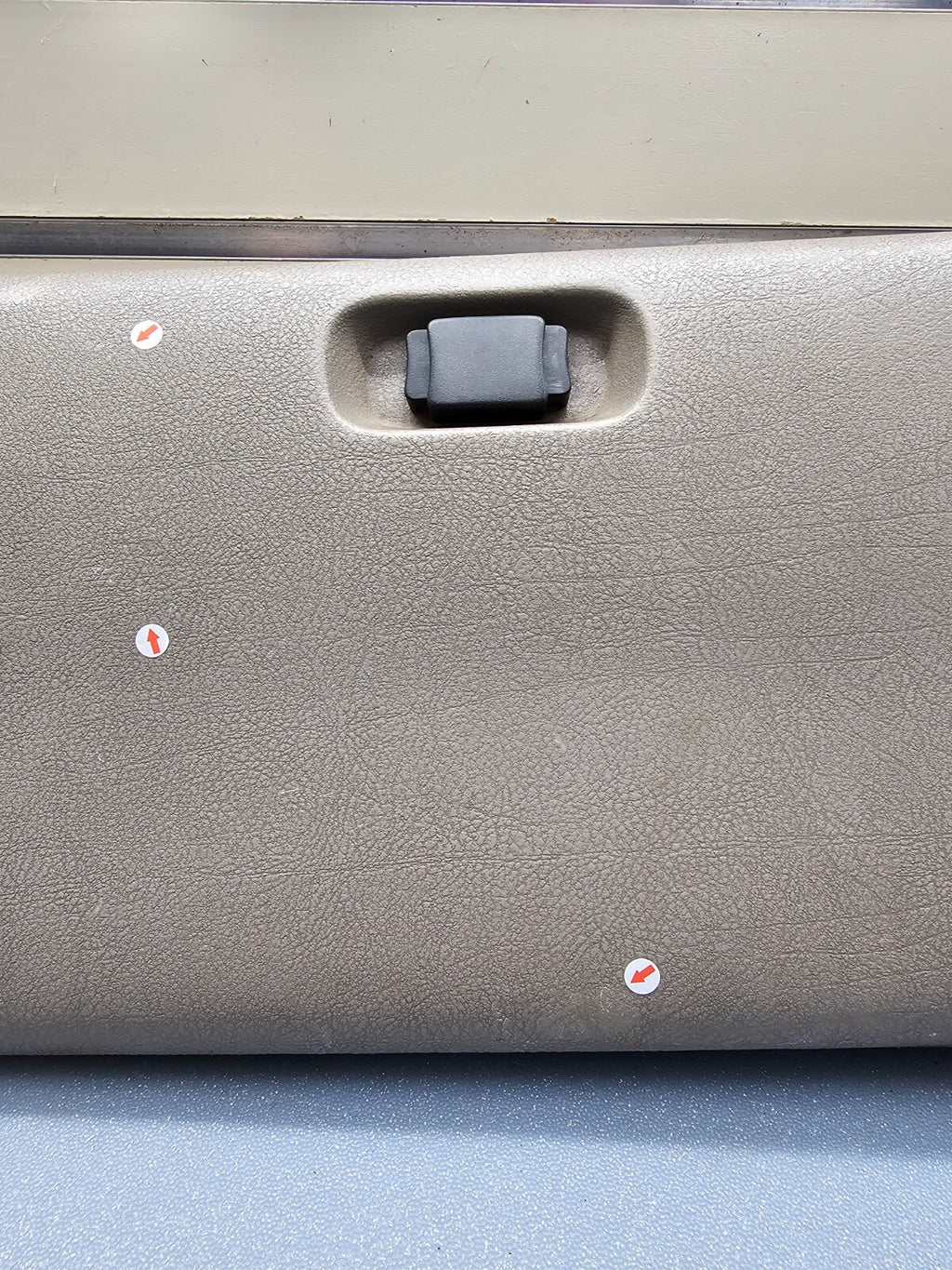 🔥1994-1997 Dodge RAM Dash GLOVE BOX Storage Compartment Door Assembly TAN G20