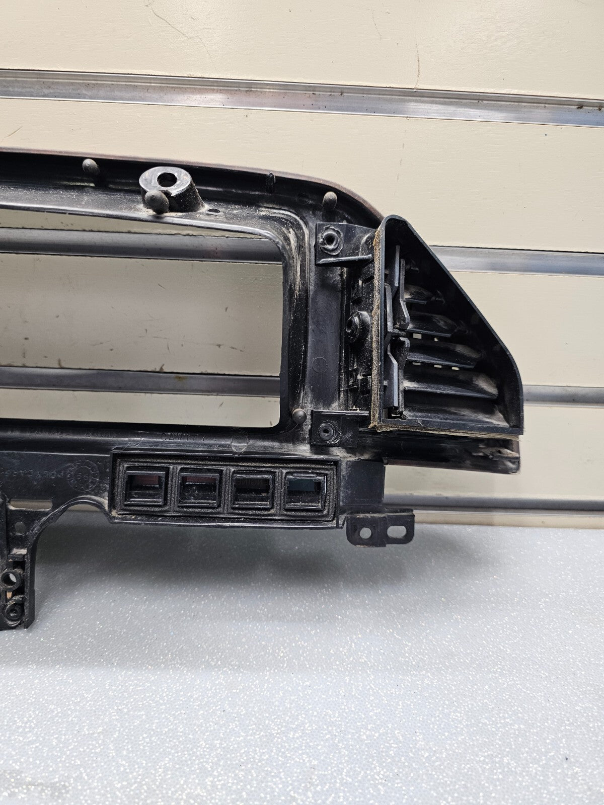 87-91 Ford F150 BRONCO Dash Instrument Cluster Bezel Speedo Gauge Trim Wood C11