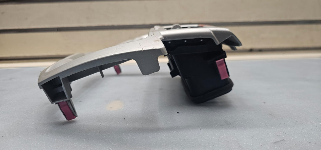 🔥06-11 YARIS Head unit Centre Dash Radio Stereo Display Panel Trim Silver