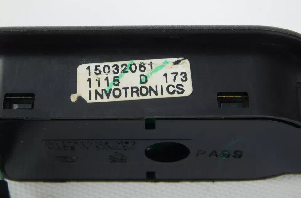 🔥99-02 SUBURBAN TAHOE SILVERADO FRONT RIGHT PASSENGER HEATER SEAT SWITCH OEM