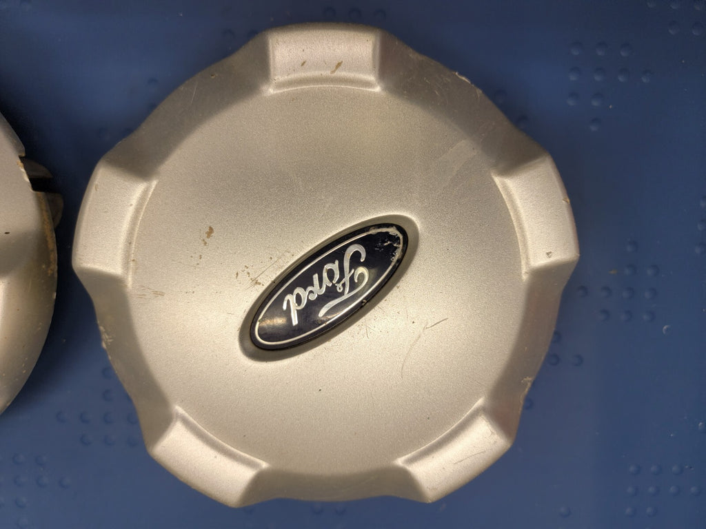 🔥2001- 2004 OEM Ford Escape Wheel Hb Caps Center Cap SILVER