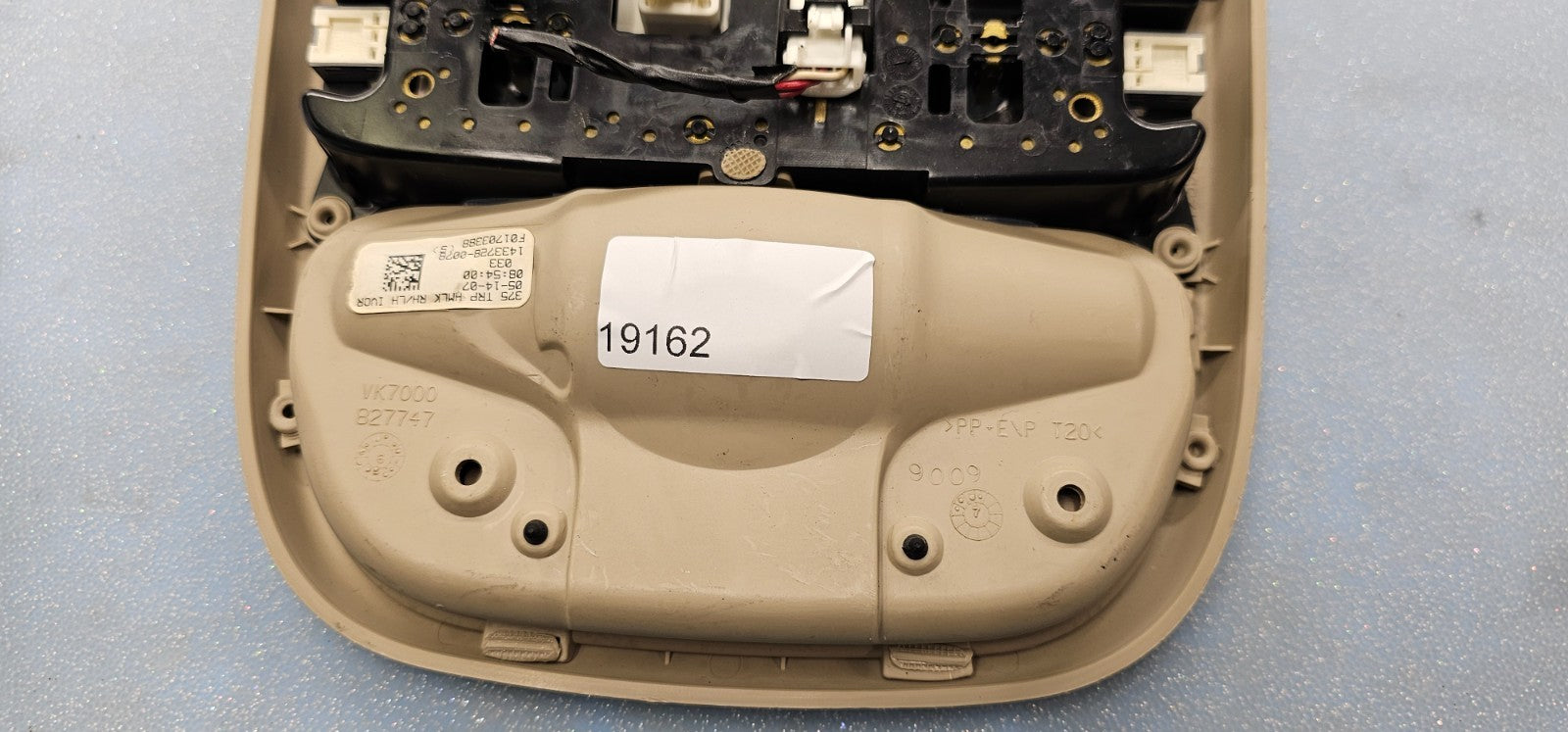 🔥04-10 Toyota Sienna Overhead Console Dome Map Light Storage Assembly LT TAN