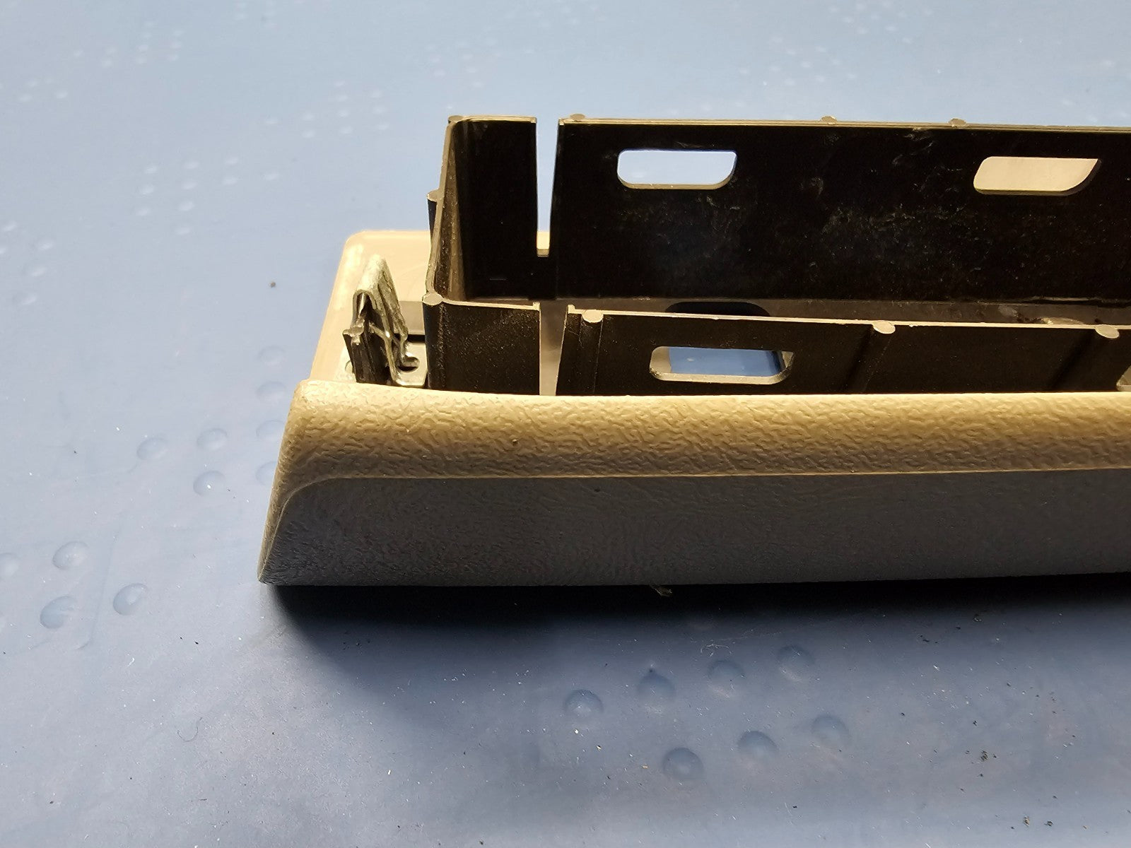 03-06 Silverado SIERRA Power Window Switch FRONT RIGHT Passenger Tan/Black
