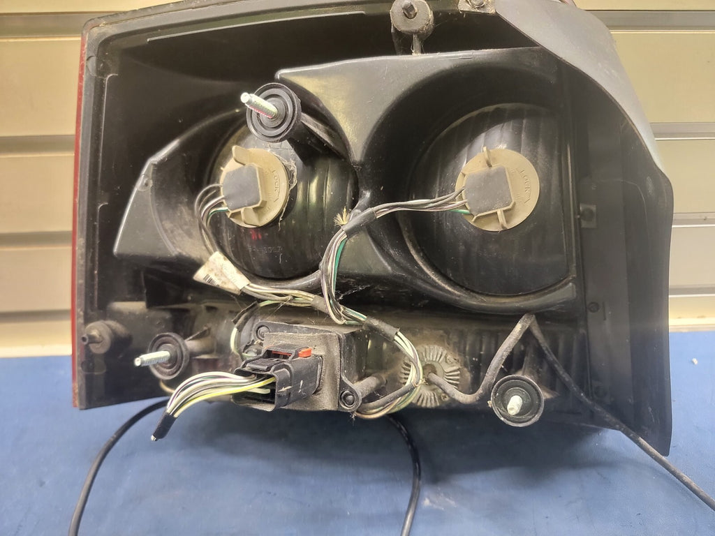 🔥06-08 Dodge Charger Passenger Right Side Tail Light Lamp Chrome Assembly OEM