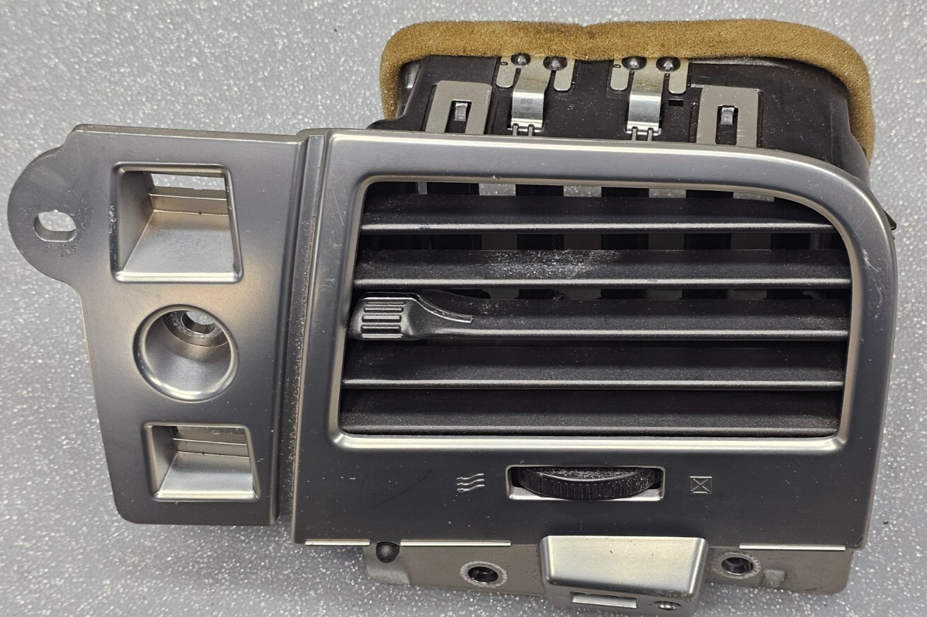 🔥09-12 LINCOLN MKS DASH RIGHT PASSENGER AIR VENT A/C AC HEATER PANEL SILVER