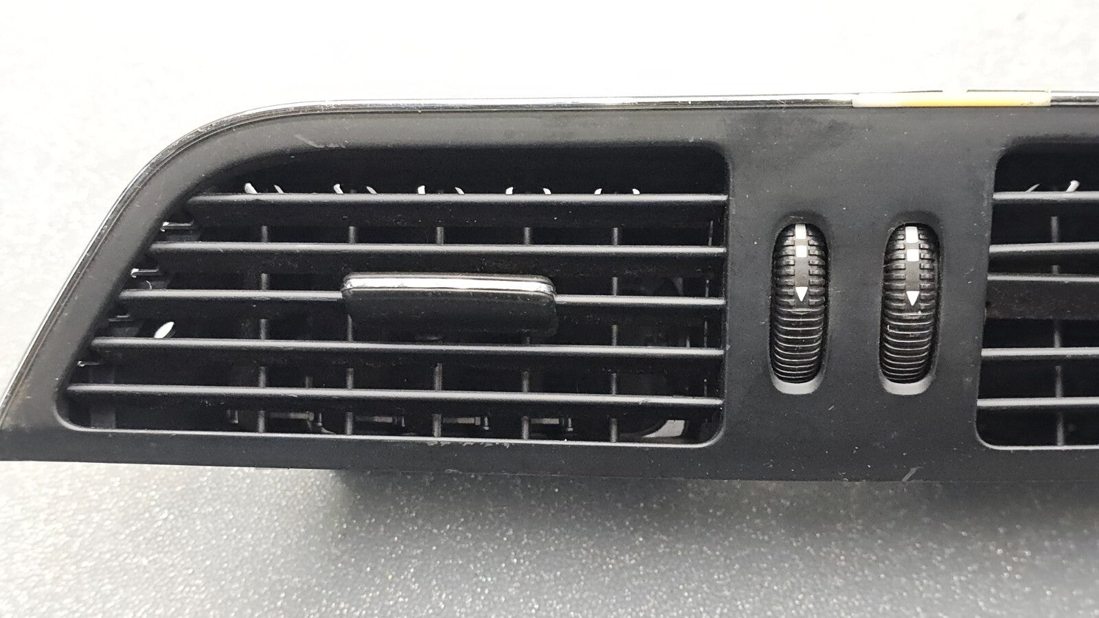 🔥 06-11 MERCEDE BENZ CLS500 W219 Dash Center Air Vent Heater Conditioning Black