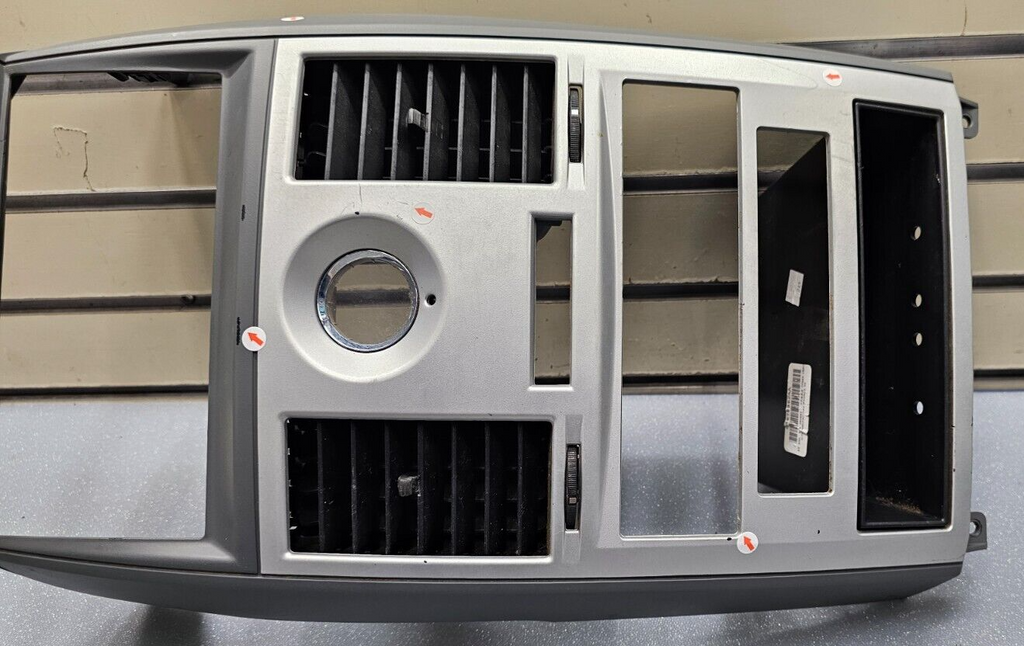 08-10 Grand Caravan Town Country Dash Radio Stereo Trim Bezel Panel SILVER/GRAY