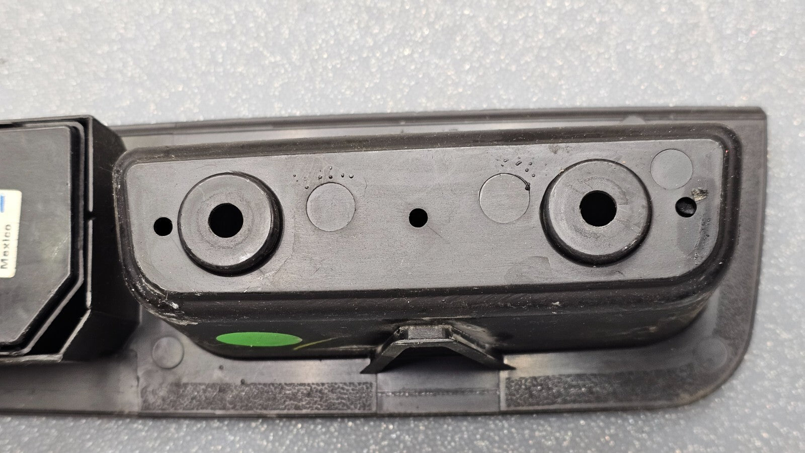 🔥07-09 Saturn Aura Left Driver Master Power Door Window Switch Assembly Black