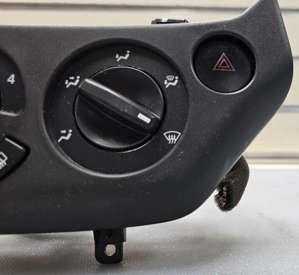 🔥07-11 Chevy Aveo A/C Climate Control Heater Temperature HVAC Panel
