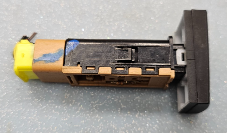 🔥09-12 HYUNDAI SANTA FE Rear Window Heating Heated Switch Button Assembly OEM