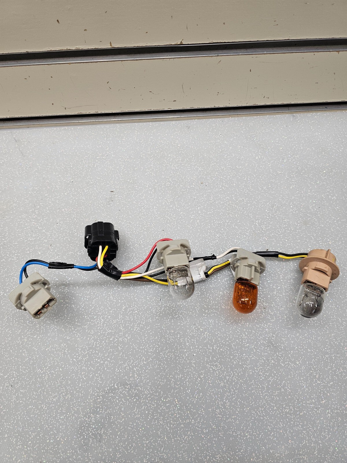 🔥2010 - 2013 FORD TRANSIT CONNECT TAIL LIGHT HARNESS  GENUINE