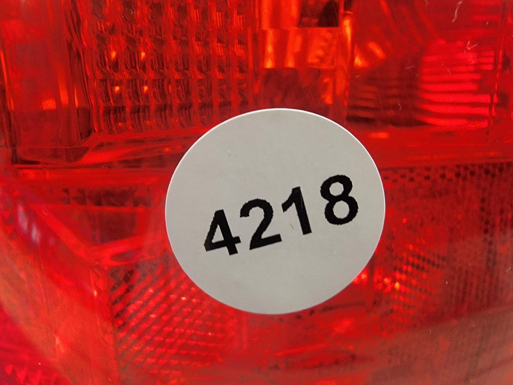 🔥2008-2010 Honda Odyssey Tail Light Lamp Assembly Right Passenger Side Fits RED
