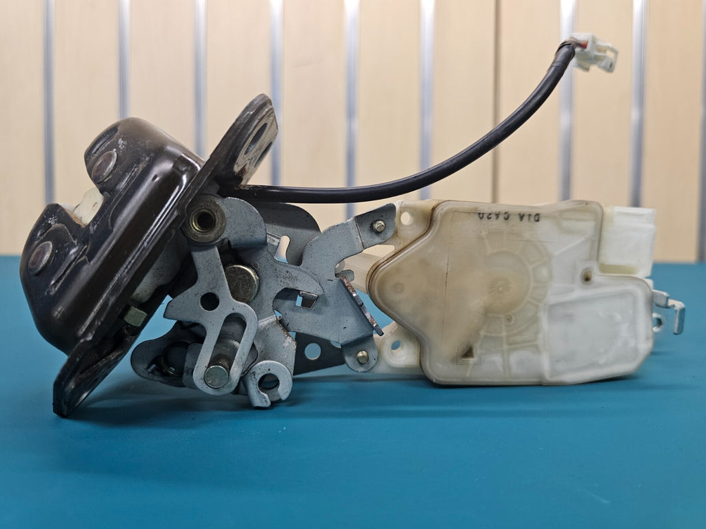 🔥05-15 Nissan XTerra trunk Tail gate Liftgate Lock Latch Actuator / OEM