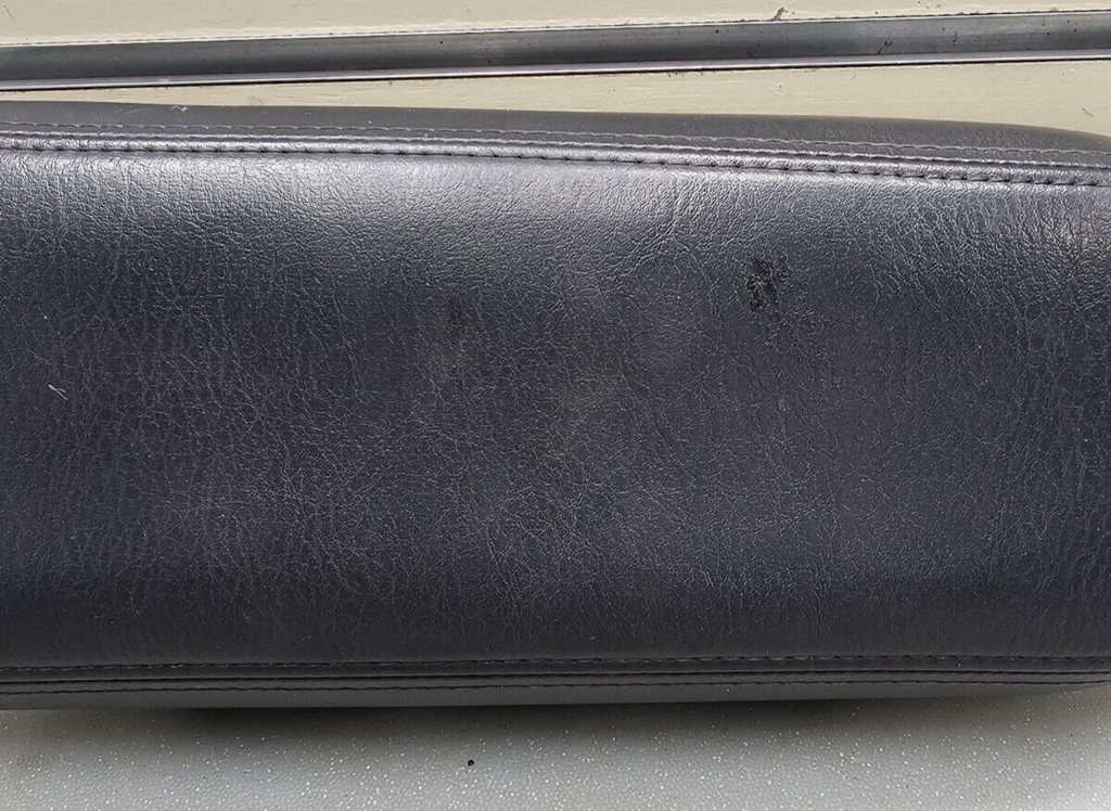 98-04 Chrysler 300M Front Center Console Lid Armrest Leather Top Assembly Black