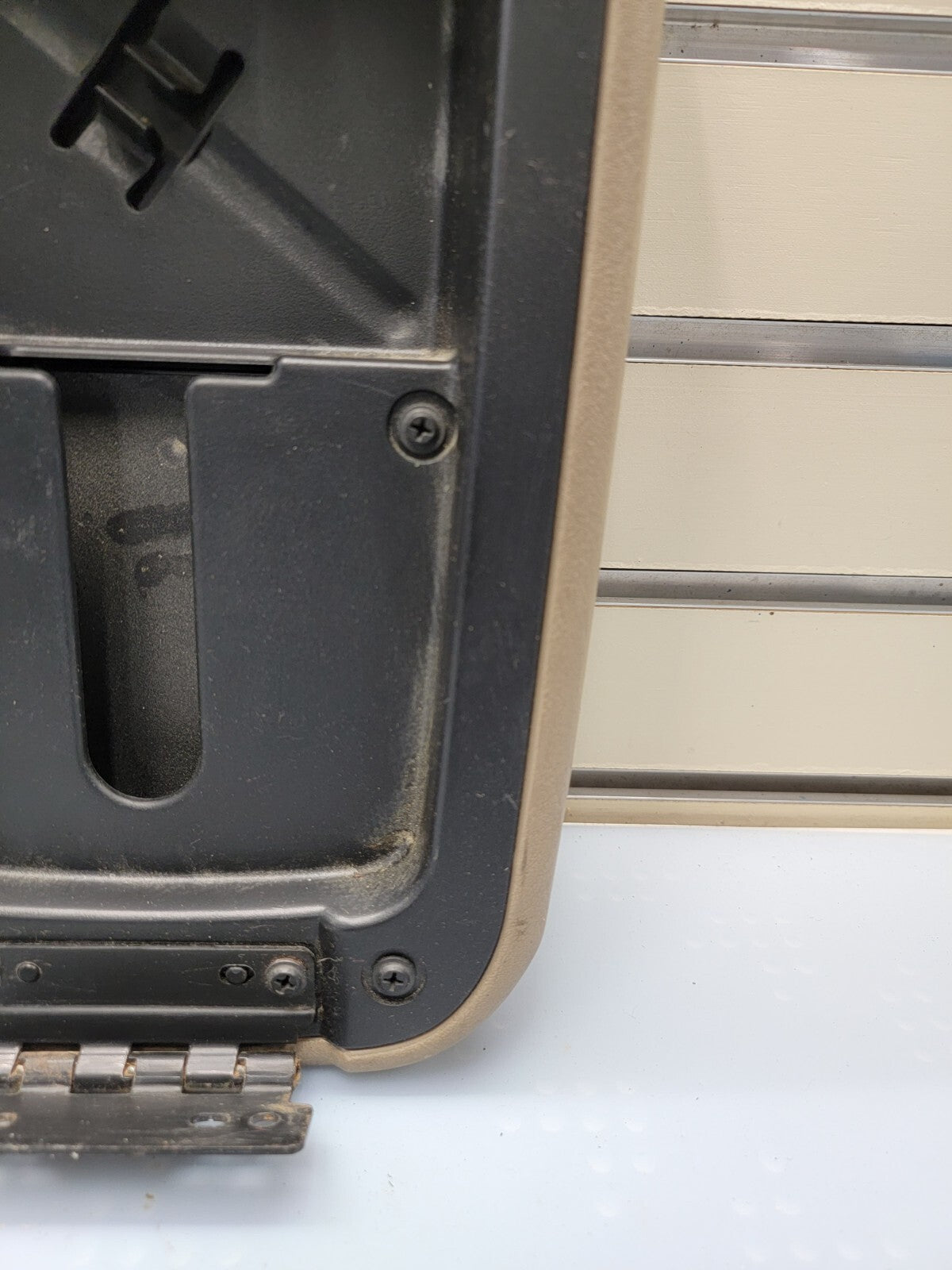 🔥1999-2004 Jeep Grand Cherokee Armrest Lid Console Arm Rest dark Tan