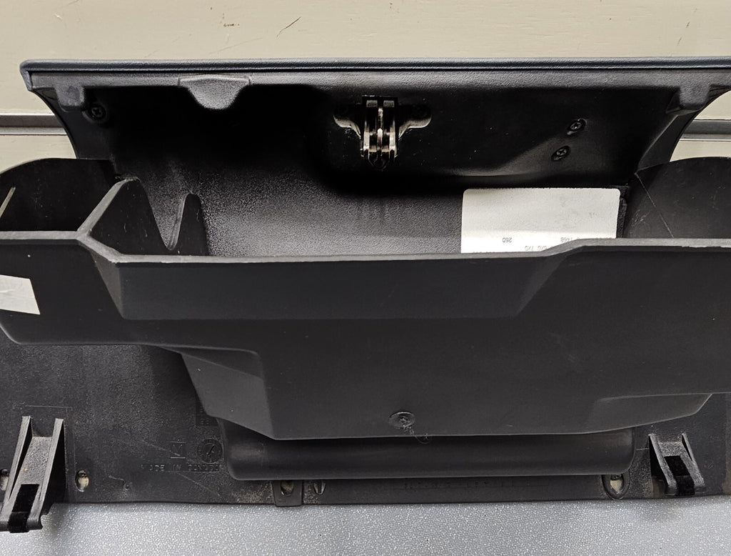 95-99 CHEVY GMC TRUCK SILVERADOC/K Glove Box Storage Compartment Assembly BLUEG2