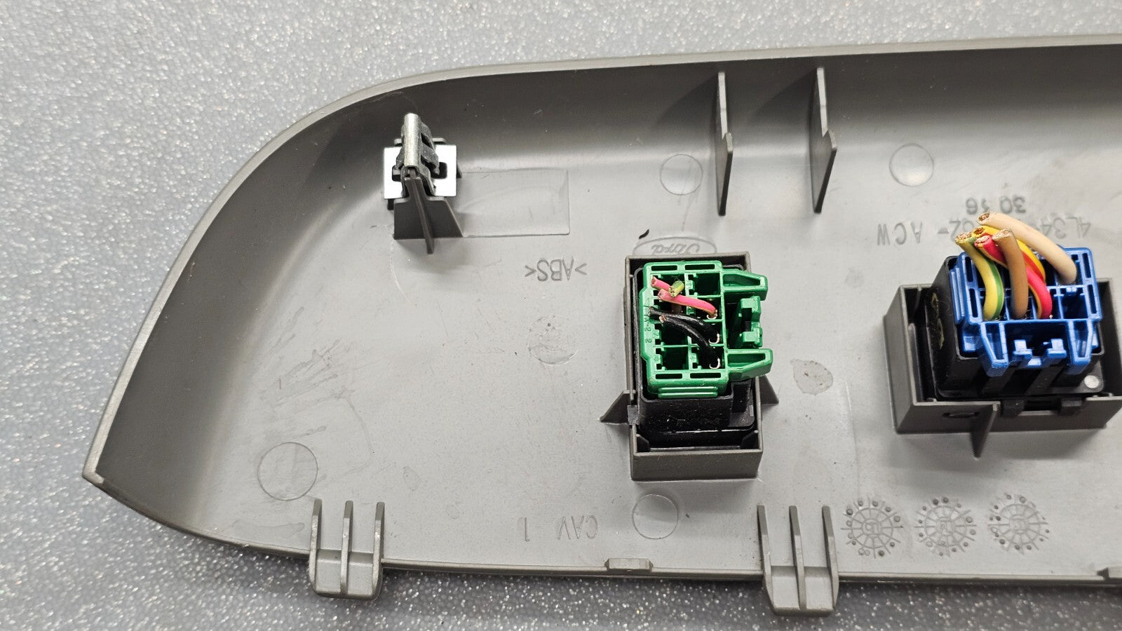 🔥04-08 Ford F150 Crown Victoria Right Passenger Window 2 Door Switch TAN WS24