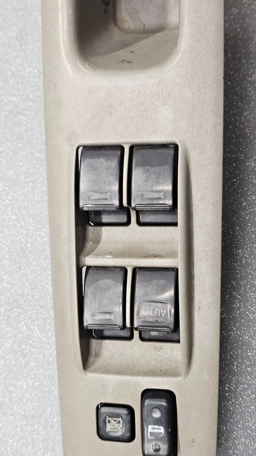 02-06 Camry Sienna Front Left Driver Master Power Window Switch Assembly LT Tan