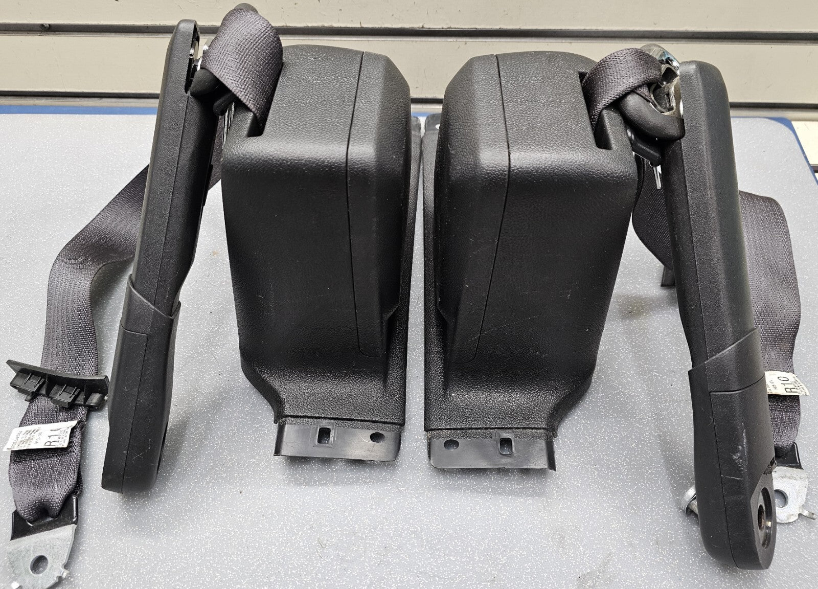 07-13 Chevy Silverado GMC Sierra Yukon Extended Cab Front Seat Belts LEFT/RIGHT