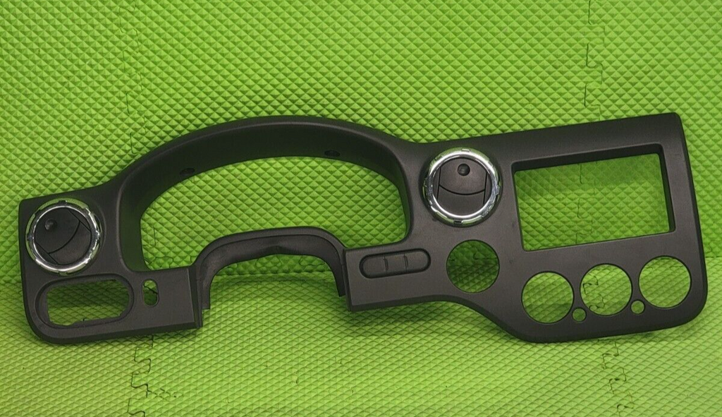 2003-2006 ford Expedition 4x4 Gauge Cluster Bezel Radio Manual Climate Control