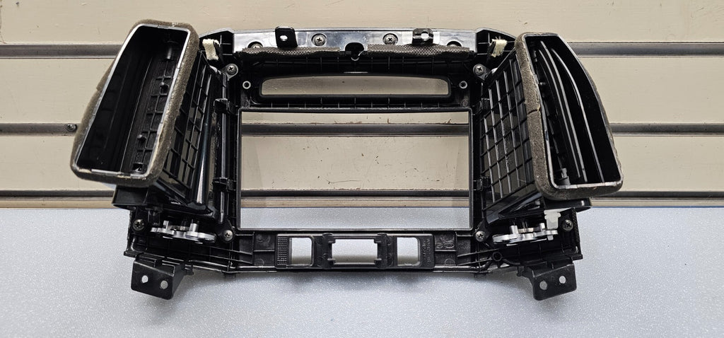 🔥10-12 Hyundai Santa Fe Dash Radio Display Bezel Climate Trim Panel Black B53