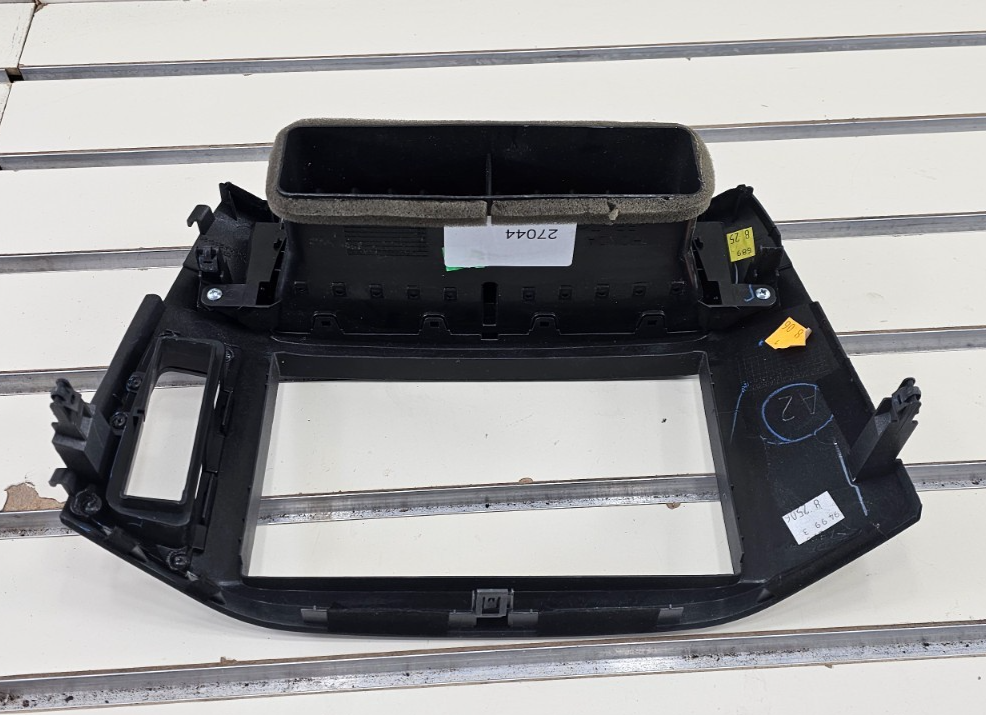 🔥06-08 HONDA PILOT Honda Pilot Radio Climate Dash Trim Bezel Silver/Black