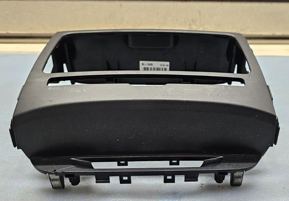 🔥11-16 KIA SPORTAGE Center Dash Radio Bezel W/ Hazard Bezel BLACK OEM